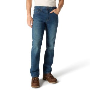 Relaxed Straight Rugged Flex&trade; Jean